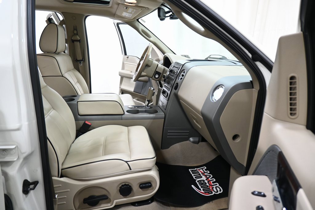 Used 2006 Lincoln Mark LT 4x4 image 7