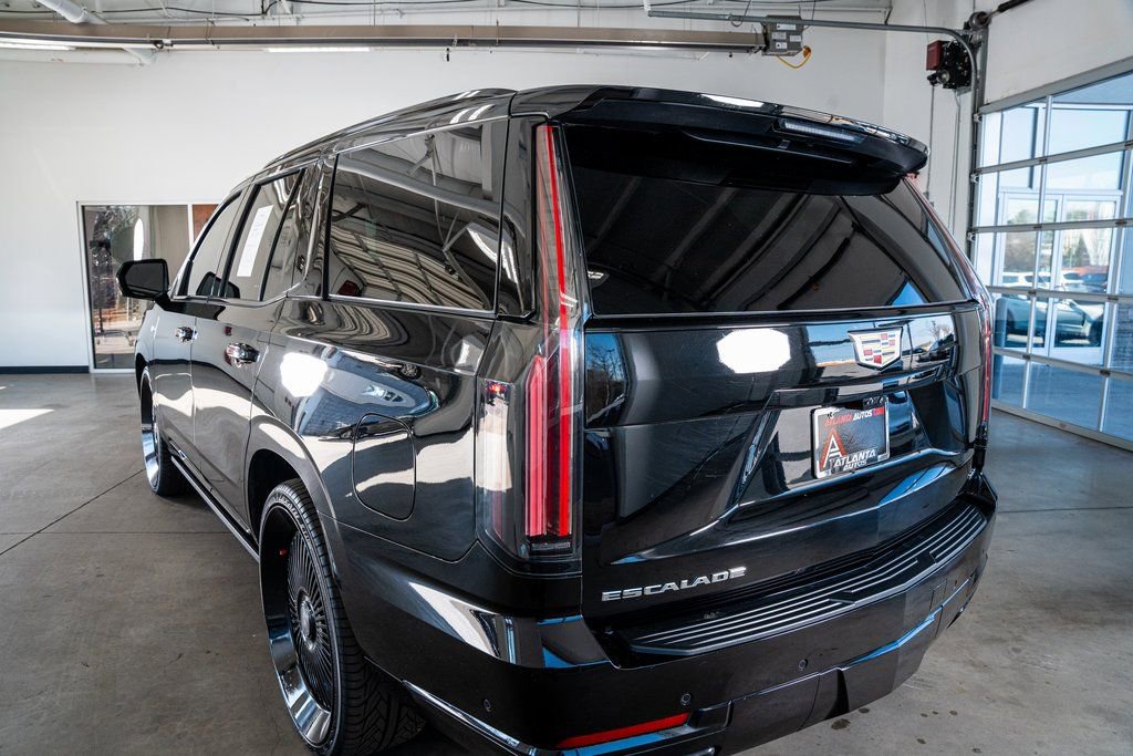 Used 2025 Cadillac Escalade Sport Platinum w/ LPO, Floor Liner Package image 21