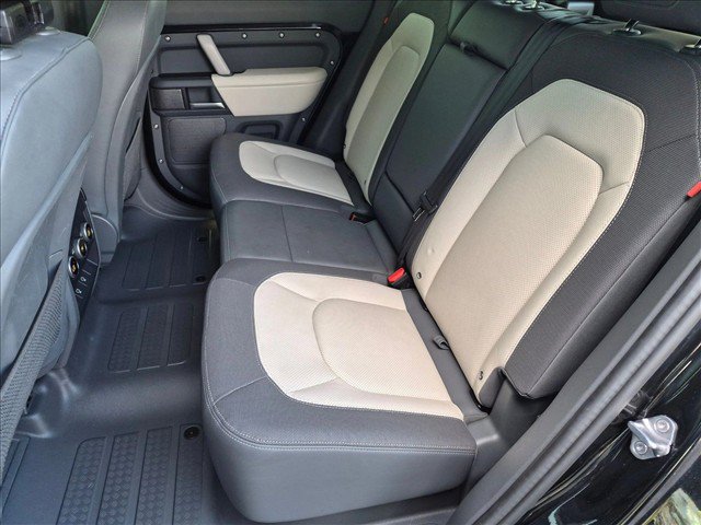 Certified 2024 Land Rover Defender 110 X-Dynamic SE AWD/4WD image 20