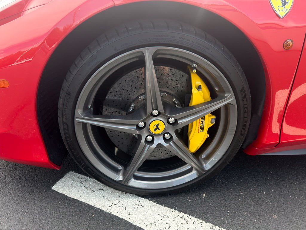 Used 2011 Ferrari 458 Italia Coupe RWD image 10