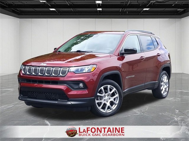 Used 2022 Jeep Compass Latitude w/ Sun and Sound Group