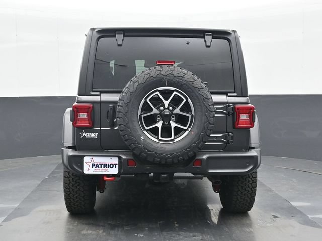 Used 2024 Jeep Wrangler Unlimited Rubicon w/ Technology Group AWD/4WD image 3