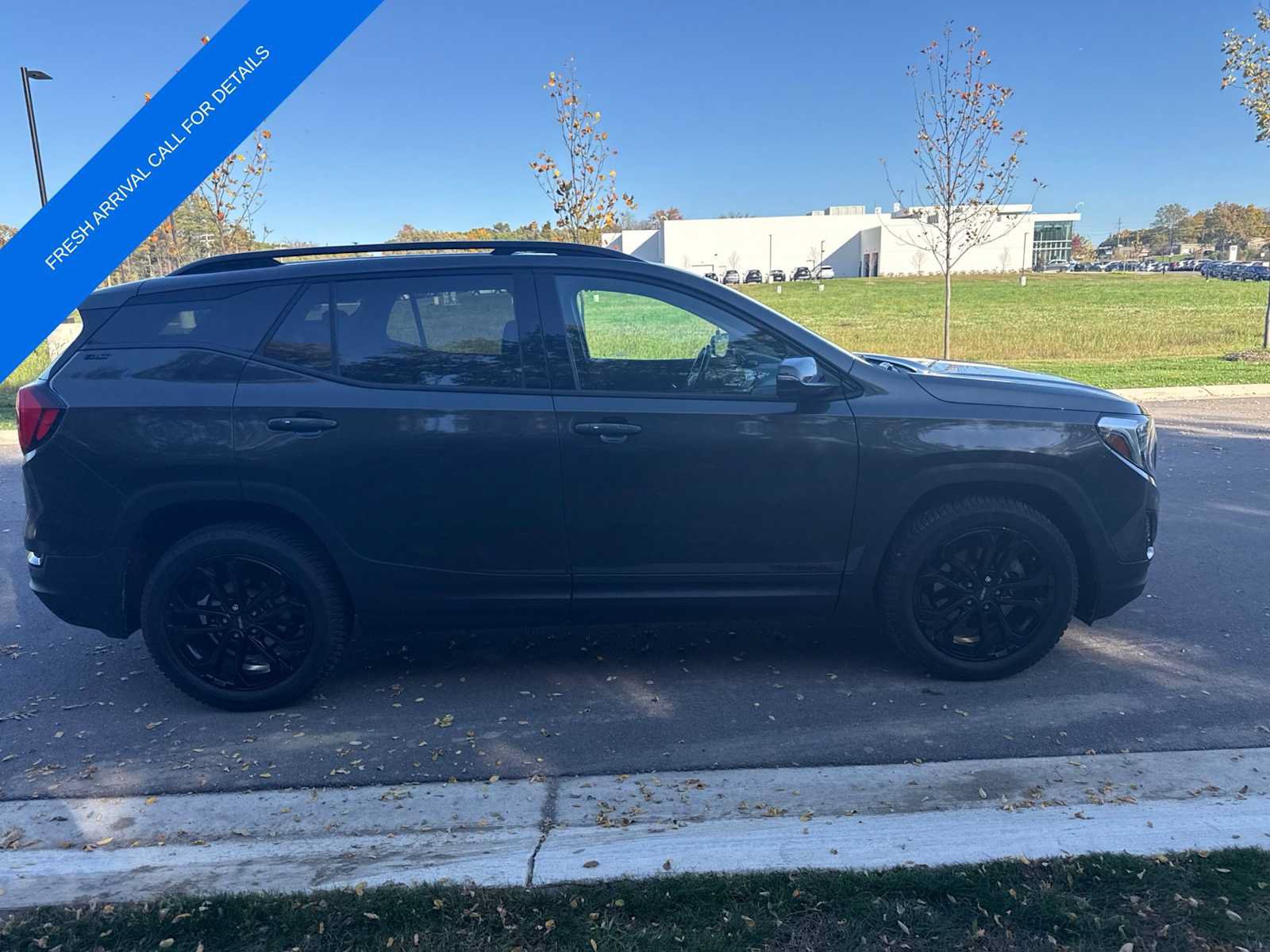 Used 2019 GMC Terrain SLT w/ Preferred Package AWD/4WD image 7