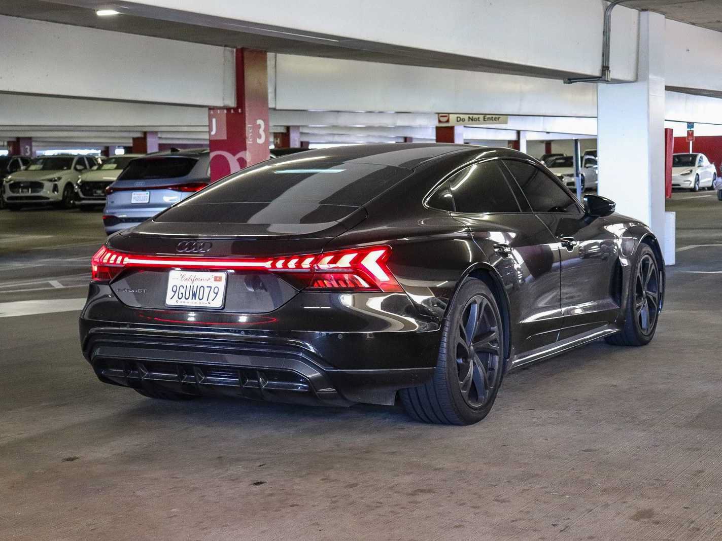 Used 2023 Audi e-tron GT Premium Plus w/ Executive Package AWD/4WD image 4