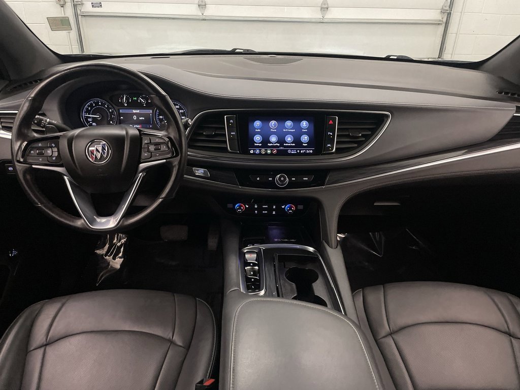 Used 2023 Buick Enclave Essence image 14