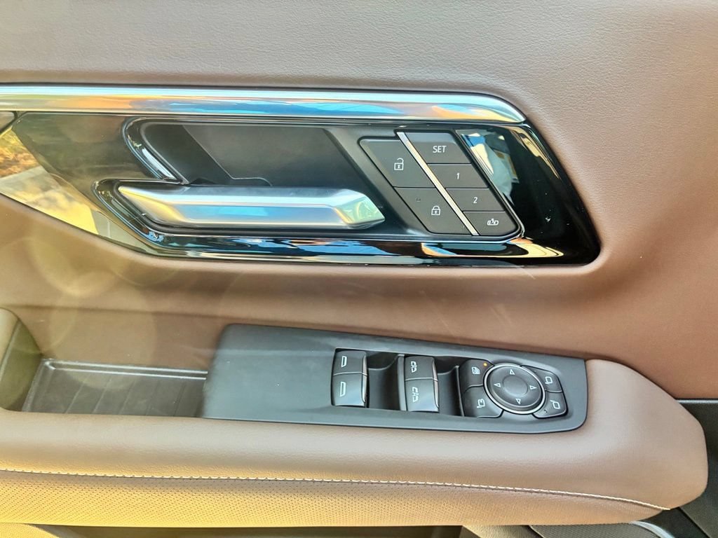 New 2026 Chevrolet Suburban High Country AWD/4WD image 27