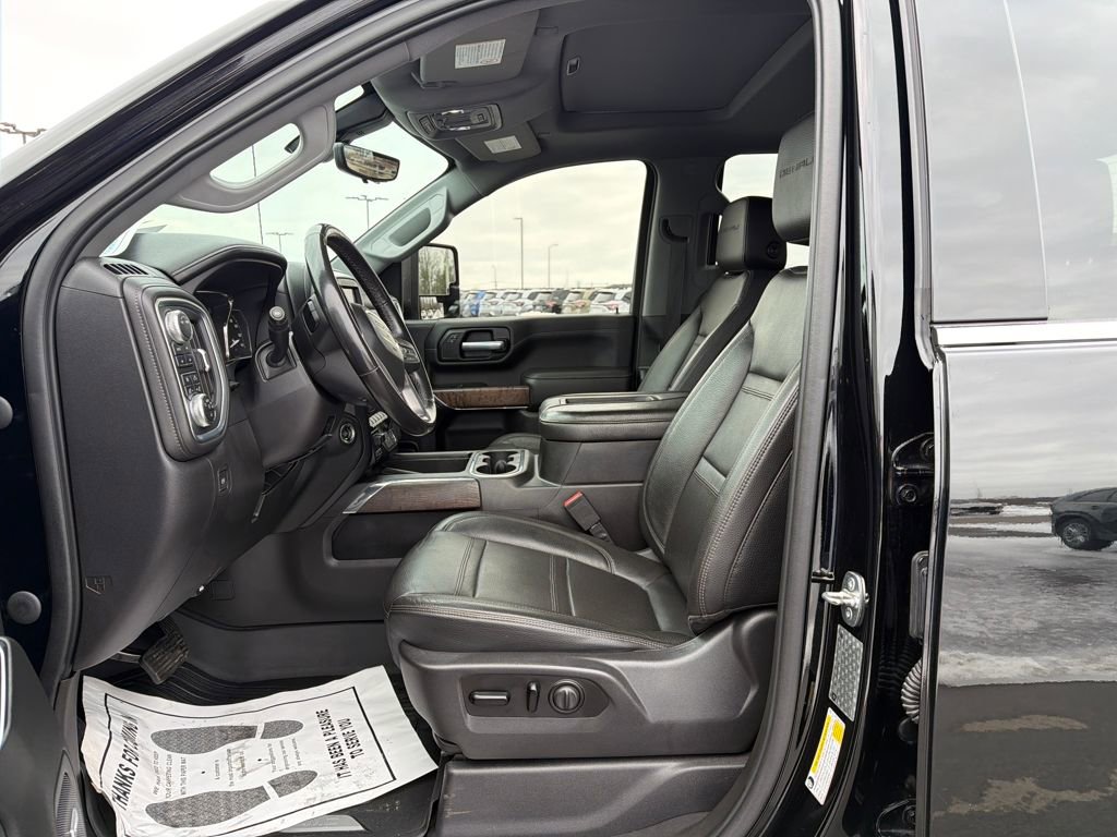 Used 2021 GMC Sierra 2500 Denali w/ Denali Ultimate Package image 17