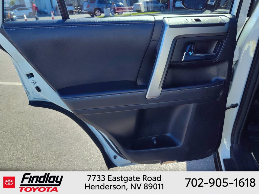 Certified 2023 Toyota 4Runner SR5 AWD/4WD image 17