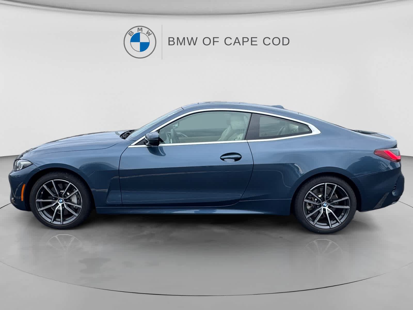 Used 2026 BMW 430i xDrive Coupe w/ Convenience Package AWD/4WD image 4
