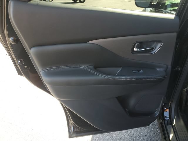 Certified 2024 Nissan Murano SV w/ SV Midnight Edition Package FWD image 7