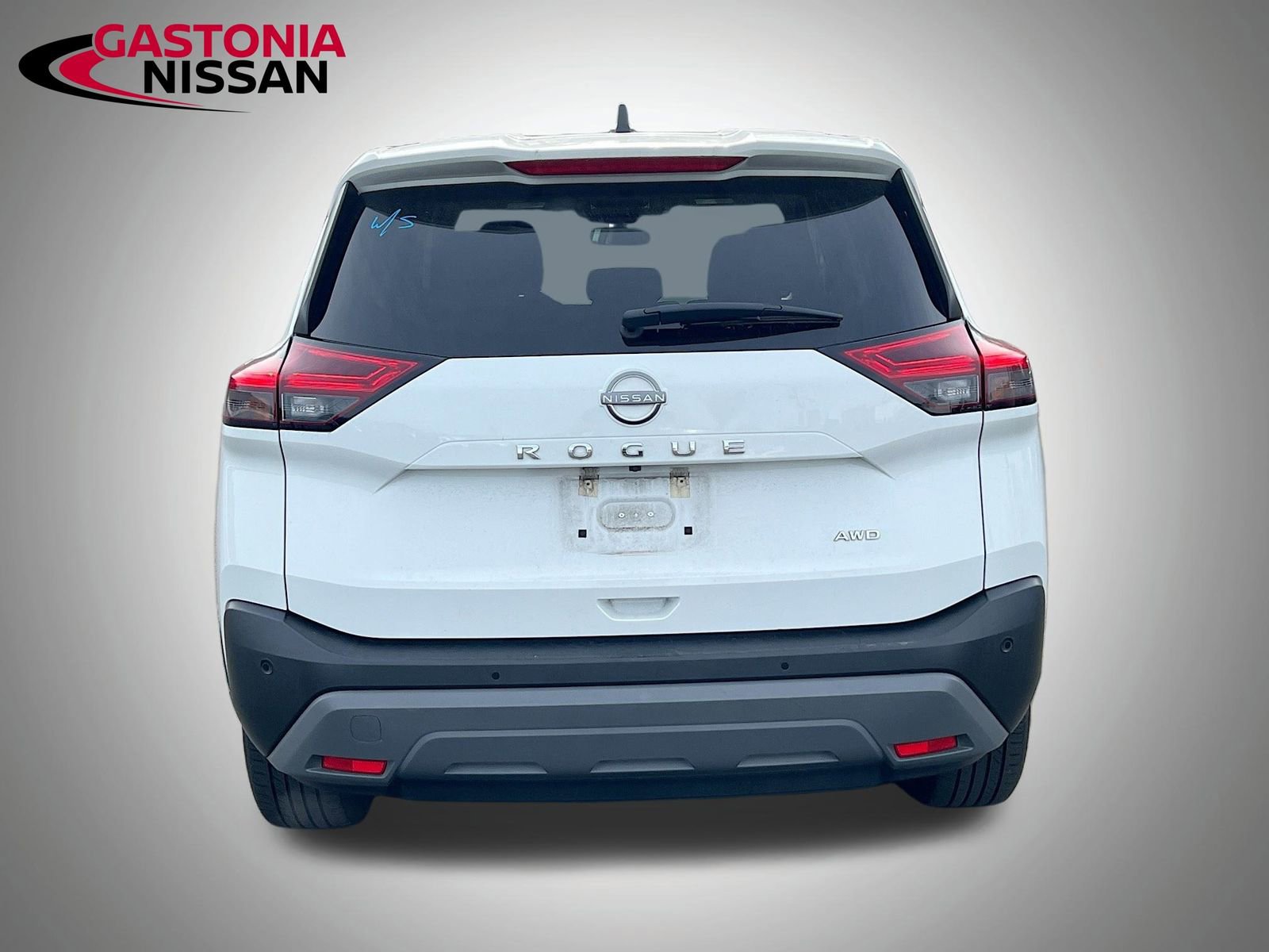 Used 2023 Nissan Rogue S image 7