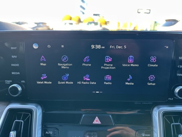 Used 2023 Kia Sorento S w/ Panoramic Sunroof Package image 18