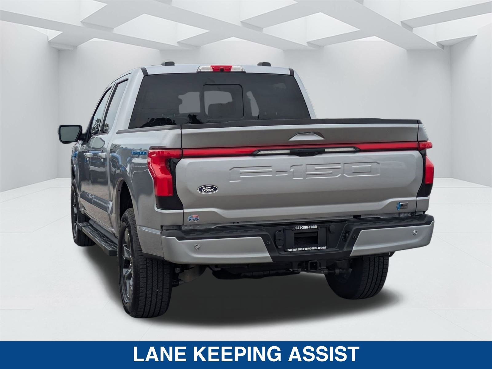 New 2025 Ford F150 Lightning Lariat image 7