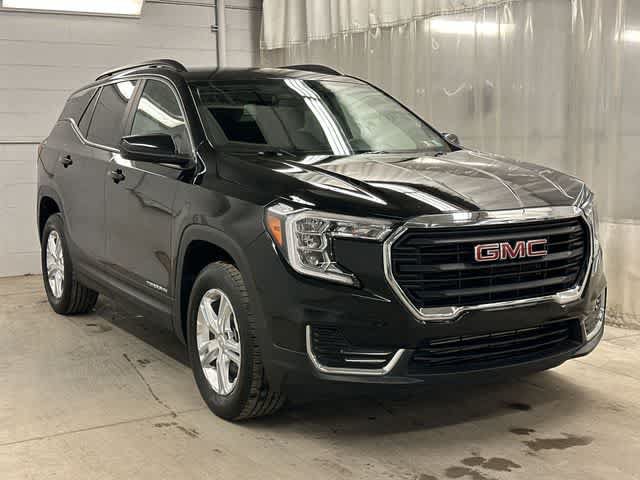 Used 2022 GMC Terrain SLE w/ Driver Convenience Package AWD/4WD image 29