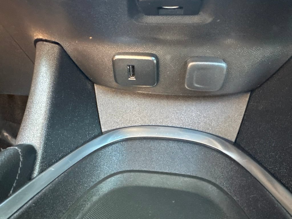 Used 2017 Chevrolet Malibu LT FWD image 20
