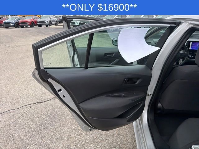 Used 2024 Toyota Corolla LE image 21