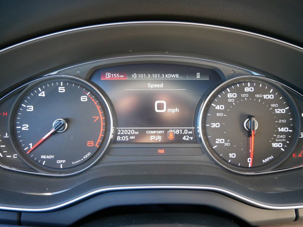 Used 2023 Audi Q5 2.0T Premium w/ Convenience Package AWD/4WD image 29