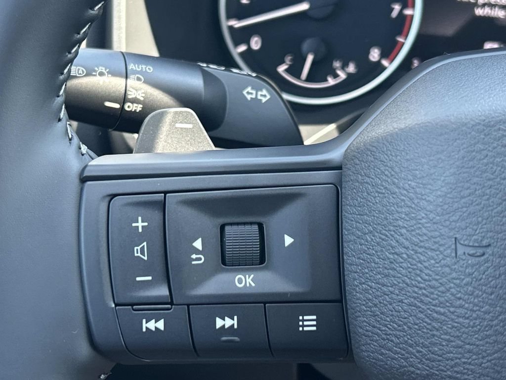 New 2026 Nissan Rogue SV AWD/4WD image 28