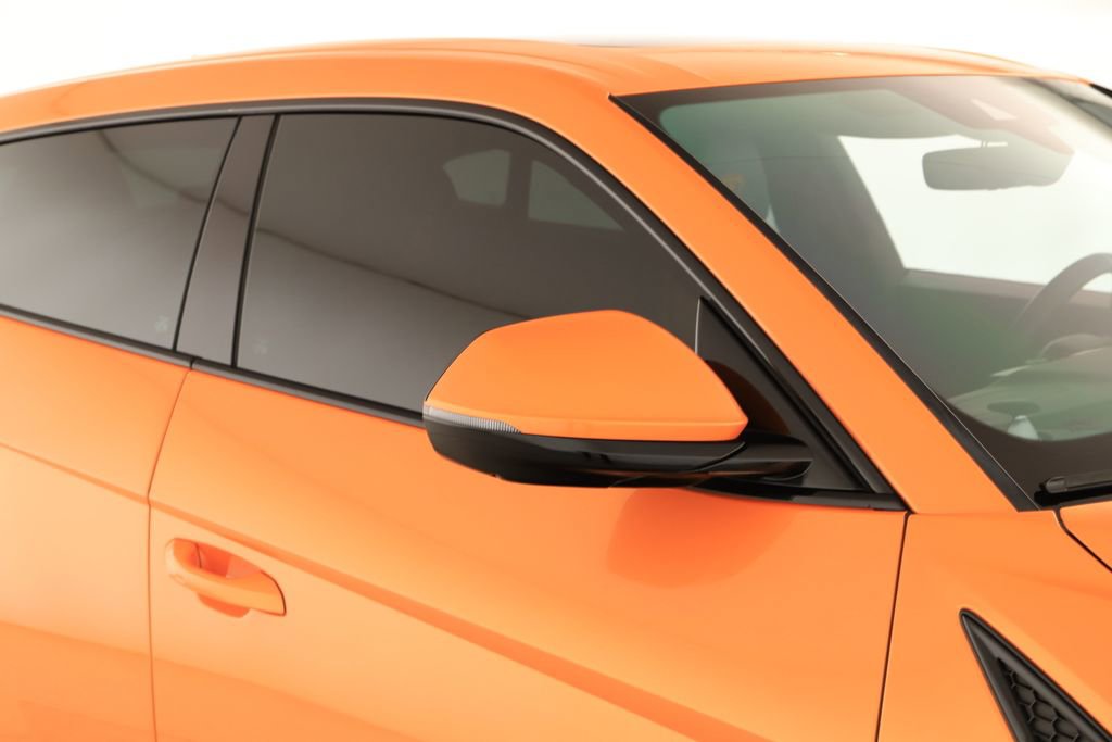 Used 2022 Lamborghini Urus image 36
