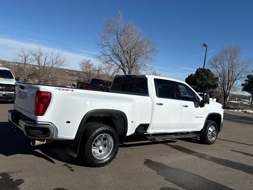 Used 2024 Chevrolet Silverado 3500 LTZ w/ LTZ Convenience Package image 7