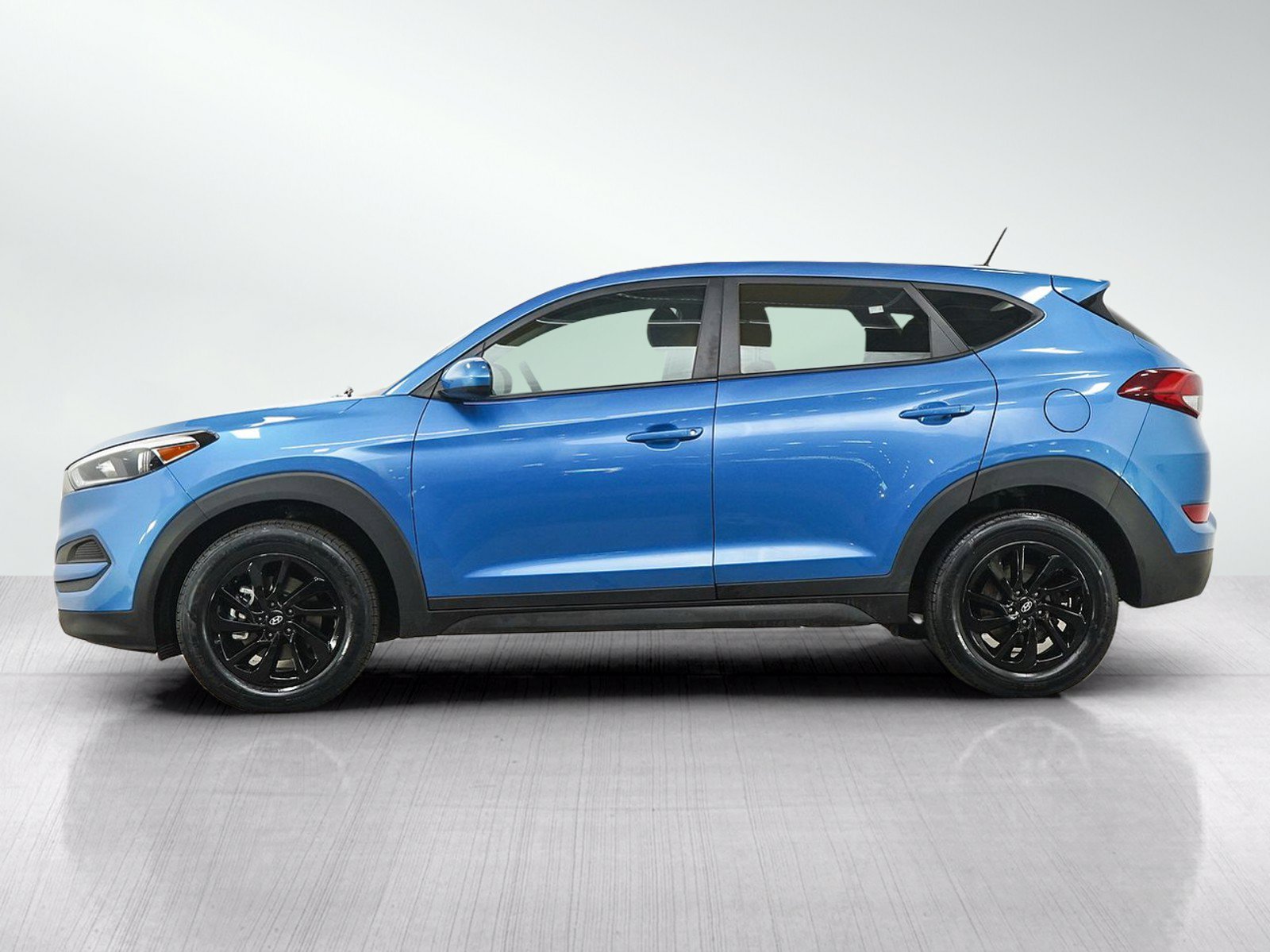 Used 2017 Hyundai Tucson SE FWD image 2