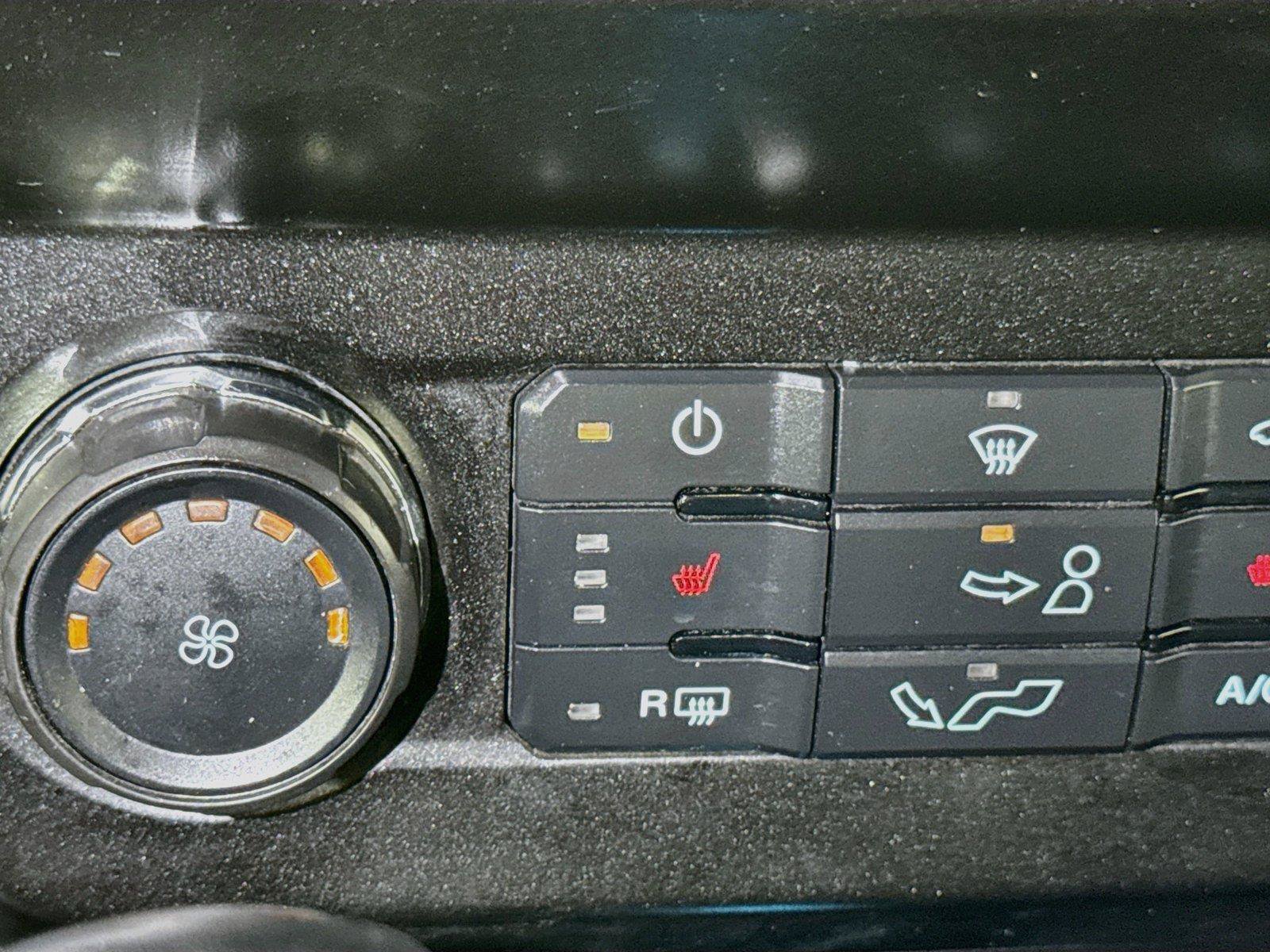 Used 2020 Ford F150 XLT w/ Equipment Group 302A Luxury AWD/4WD image 18