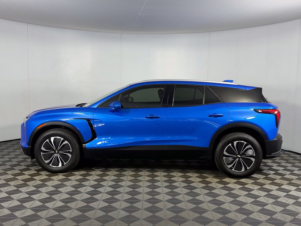 Used 2024 Chevrolet Blazer EV LT AWD/4WD image 10