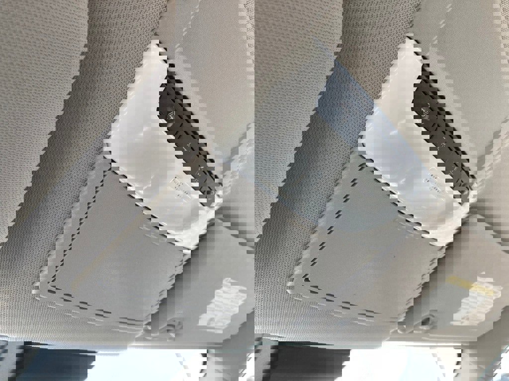 Used 2025 Nissan Altima 2.5 SV image 27