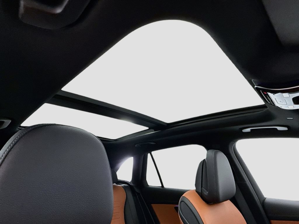 New 2027 Mercedes-Benz GLC 350e 4MATIC image 18