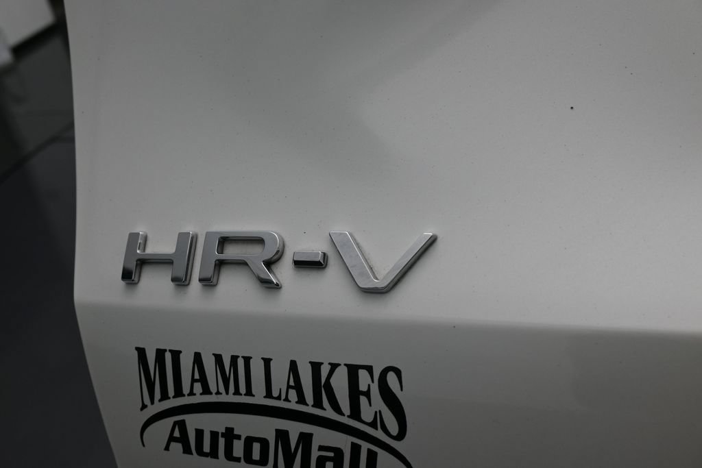 Used 2025 Honda HR-V Sport image 36