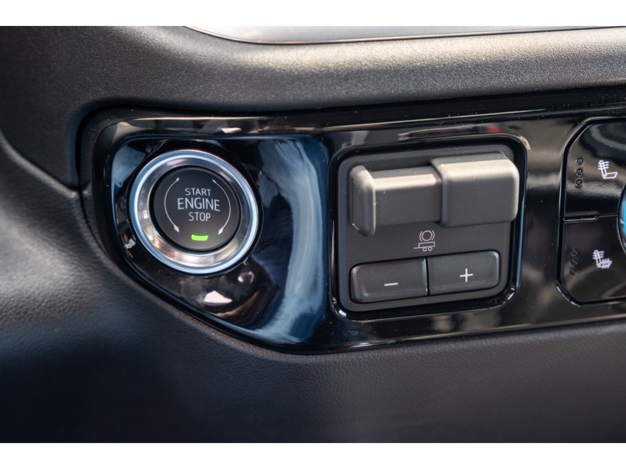 New 2026 GMC Sierra 1500 Elevation w/ Elevation Premium Package AWD/4WD image 29