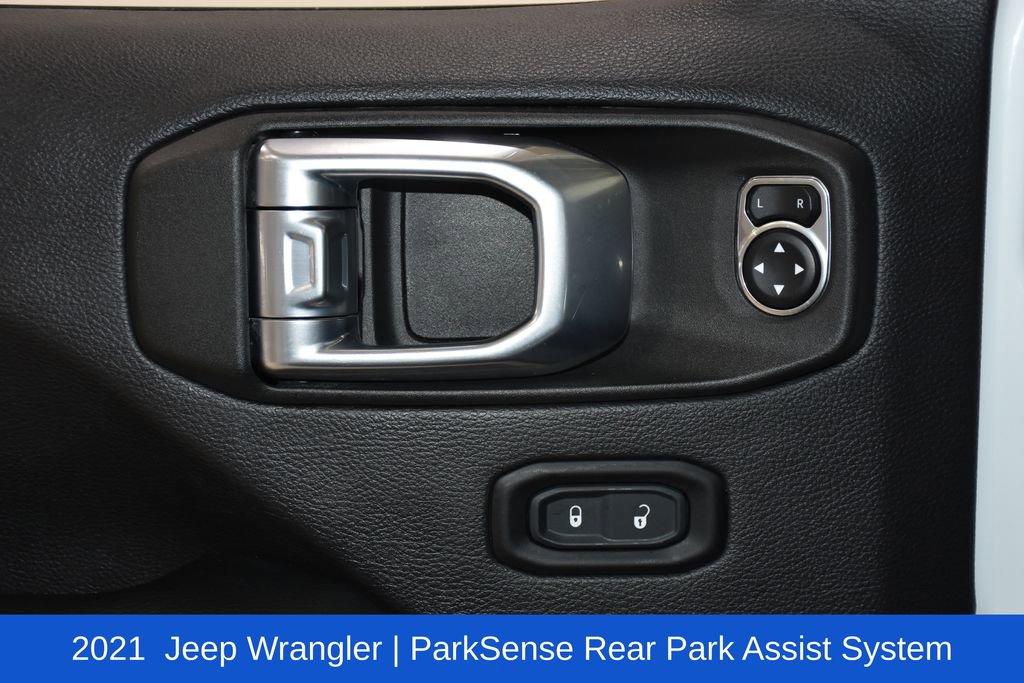 Used 2021 Jeep Wrangler Unlimited Sahara image 24