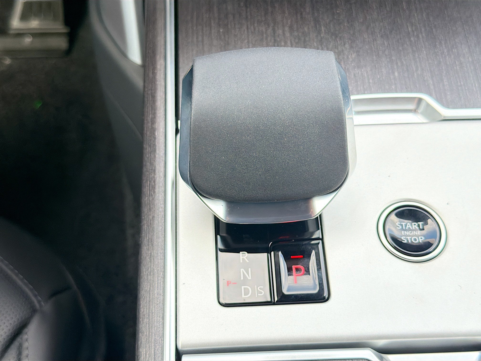 New 2026 Land Rover Range Rover SE AWD/4WD image 30