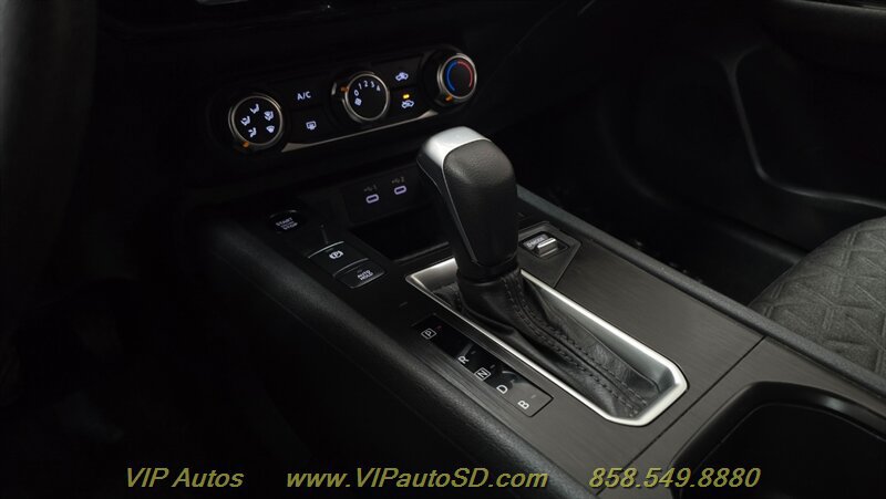 Used 2025 Nissan Kicks SV FWD image 16