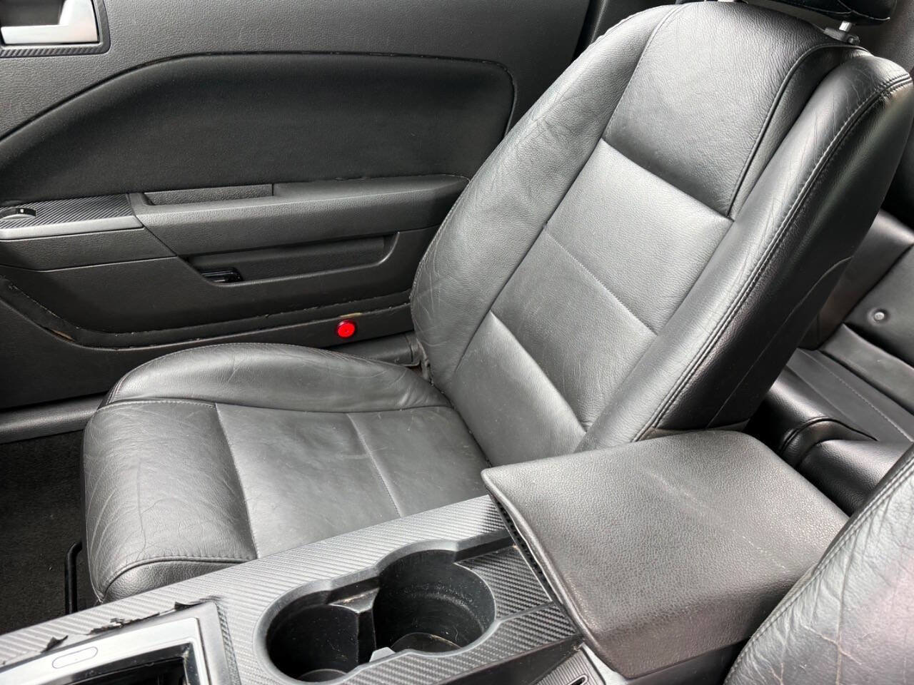 Used 2007 Ford Mustang Premium RWD image 8