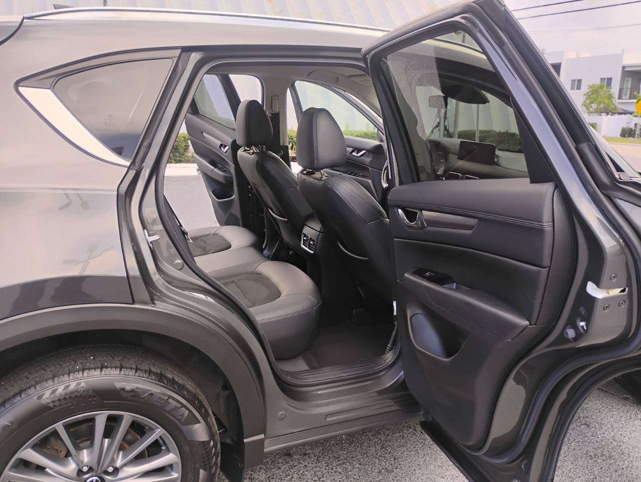 Used 2021 MAZDA CX-5 Touring FWD image 32