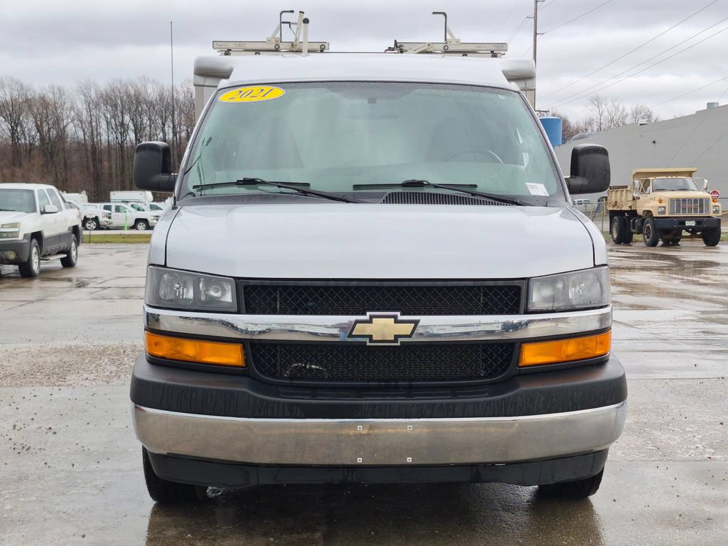 Used 2021 Chevrolet Express 3500 w/ Power Convenience Package RWD image 2