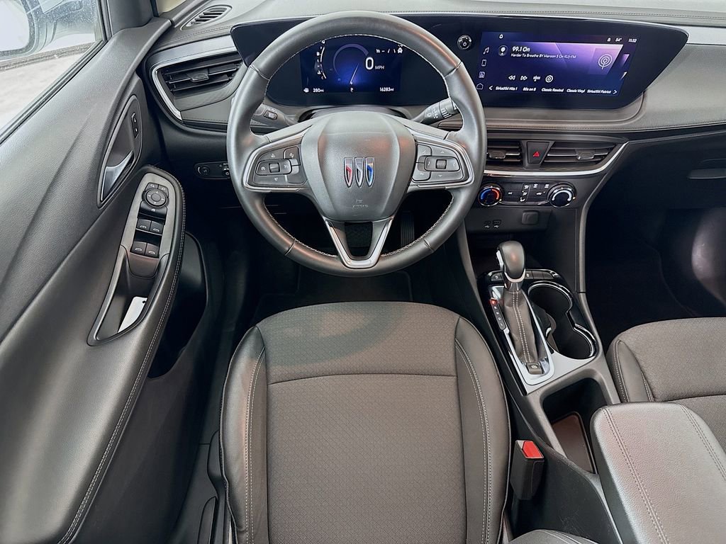 Used 2024 Buick Encore GX Preferred FWD image 24