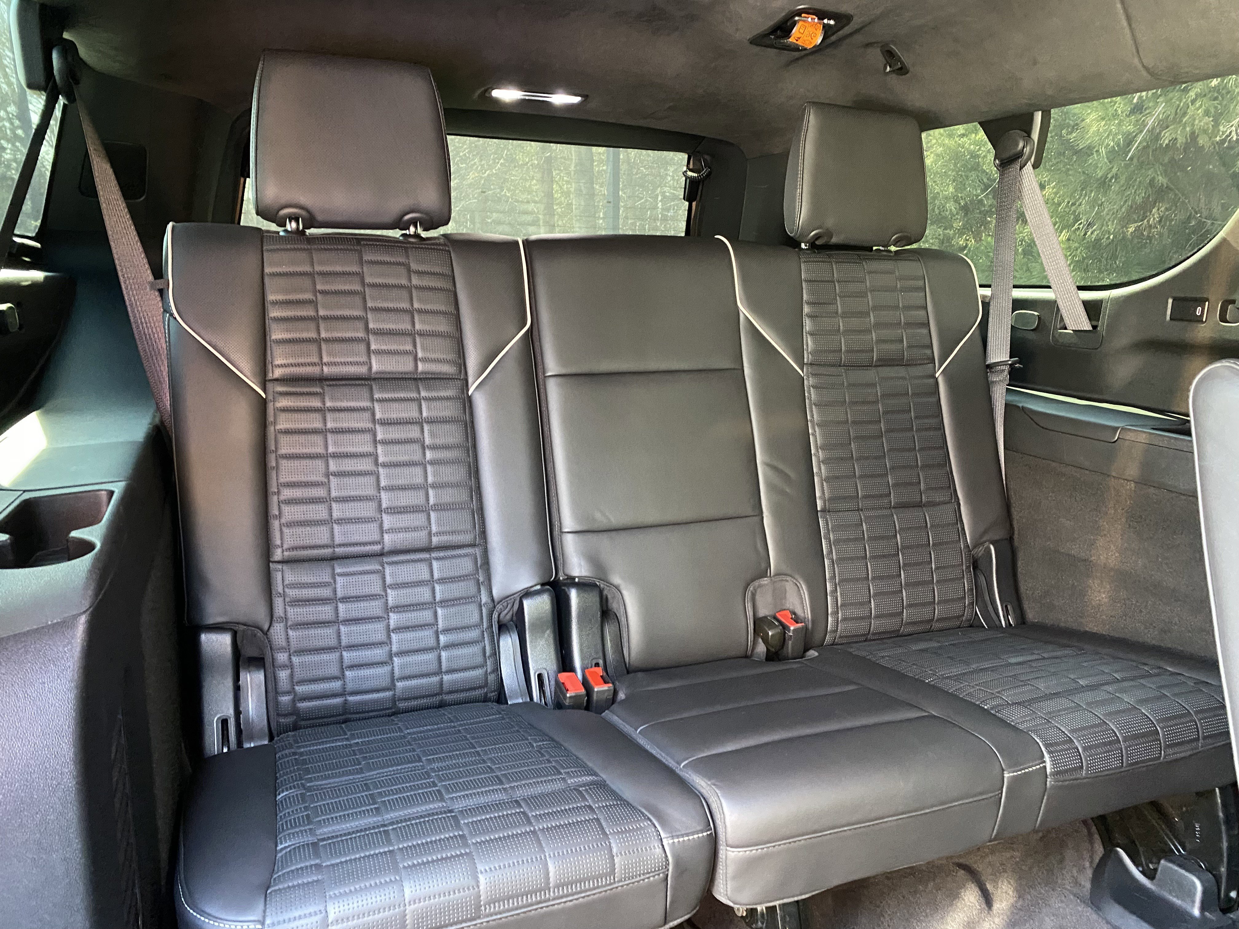 Used 2023 Cadillac Escalade ESV V image 41