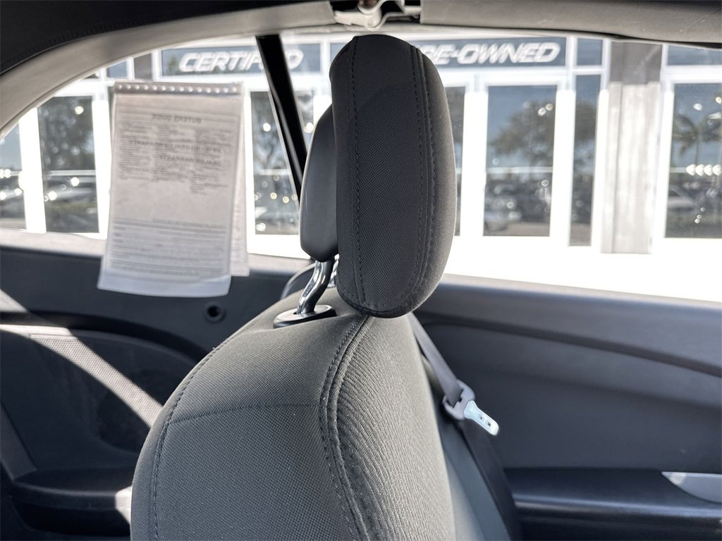 Used 2011 Chrysler 200 Touring image 21