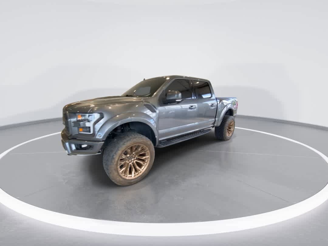 Used 2019 Ford F150 Raptor w/ Equipment Group 802A Luxury AWD/4WD image 4