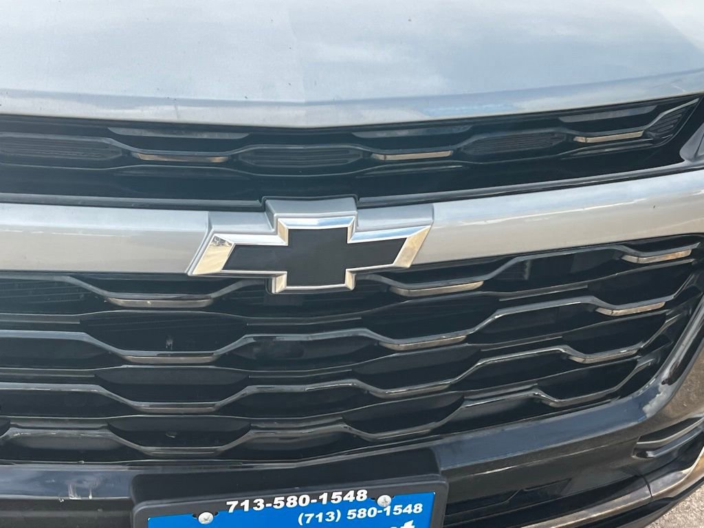 Used 2025 Chevrolet Trax ACTIV w/ Driver Confidence Package image 4