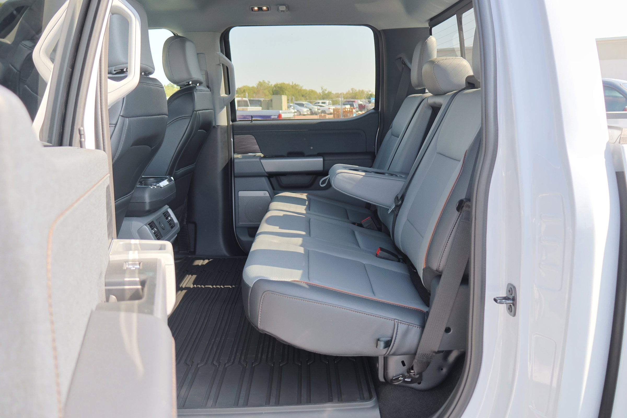 Certified 2025 Ford F150 Lariat w/ Equipment Group 501A Mid image 25