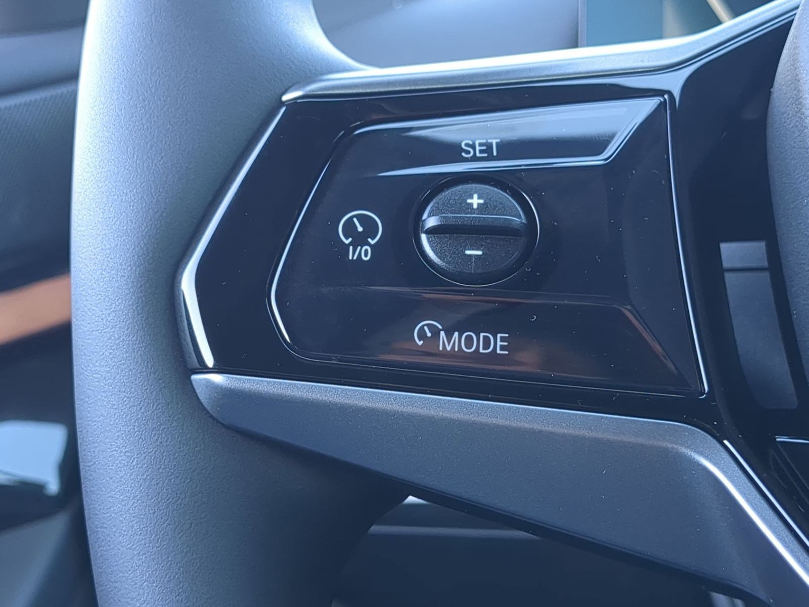 Certified 2025 BMW i5 eDrive40i w/ Premium Package image 17