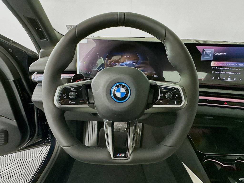New 2026 BMW i5 eDrive40 w/ M Sport Package image 10