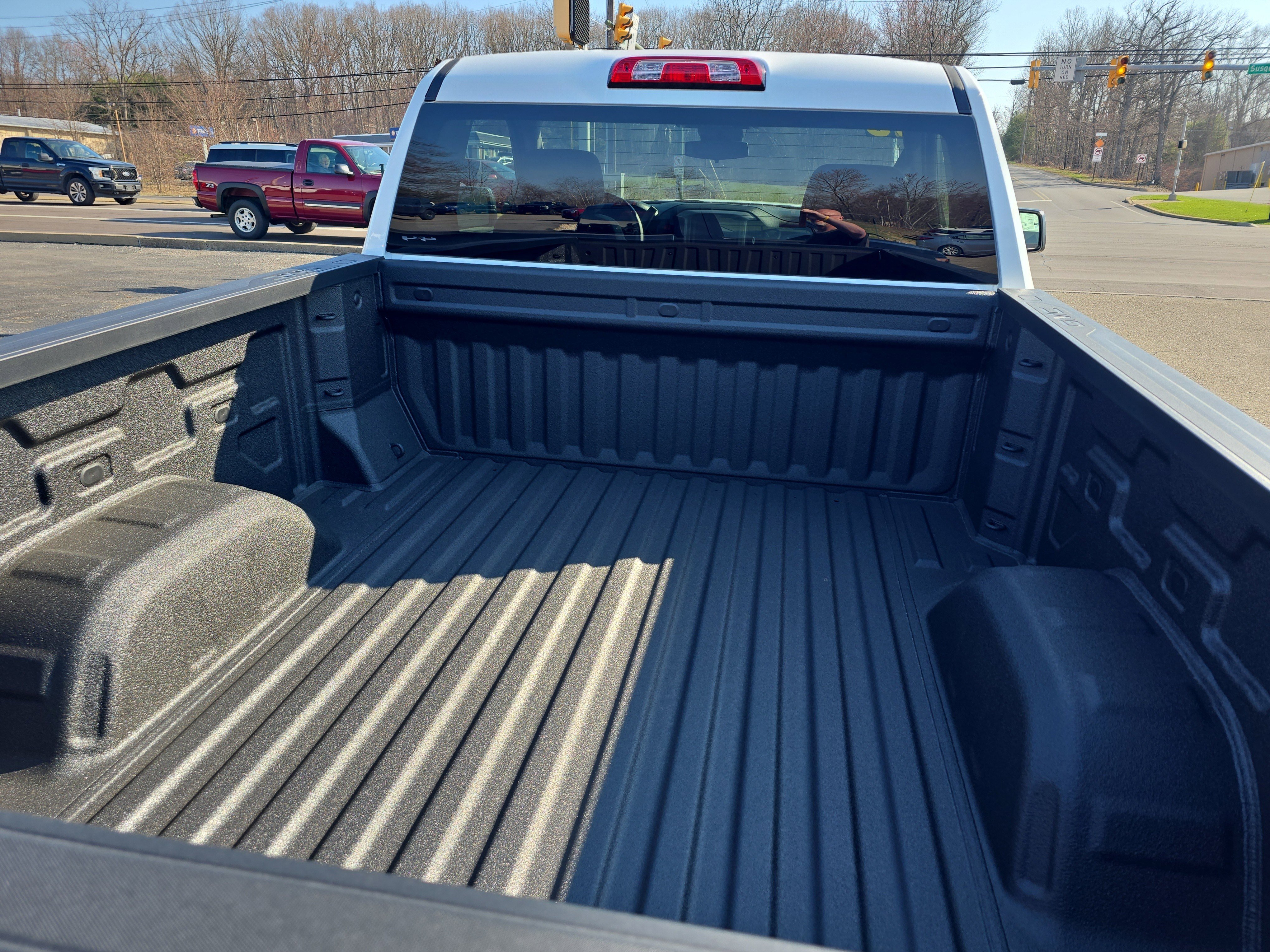 New 2026 GMC Sierra 1500 Pro w/ Pro Value Package image 5