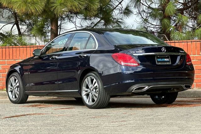 Used 2018 Mercedes-Benz C 300 4MATIC Sedan image 6