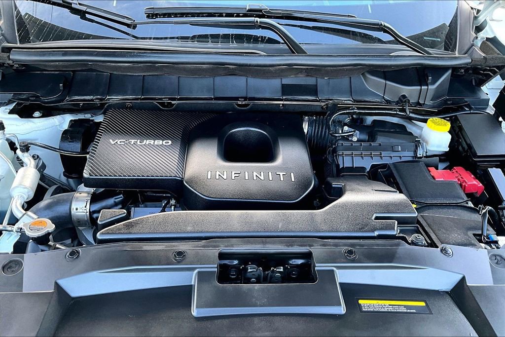 Certified 2025 INFINITI QX60 Luxe w/ Vision Package FWD image 12