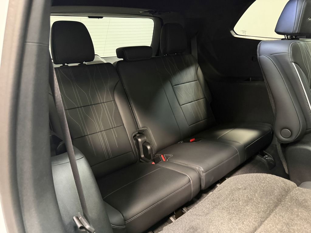Used 2025 Buick Enclave Avenir w/ Super Cruise Package AWD/4WD image 69