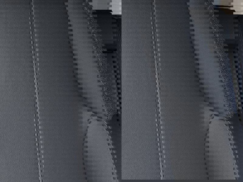 New 2025 Cadillac Optiq Luxury 1 image 21